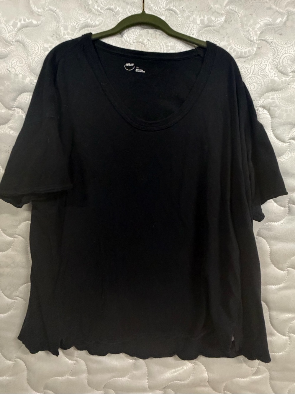 Aerie Large Black Boxy Tee Shirt